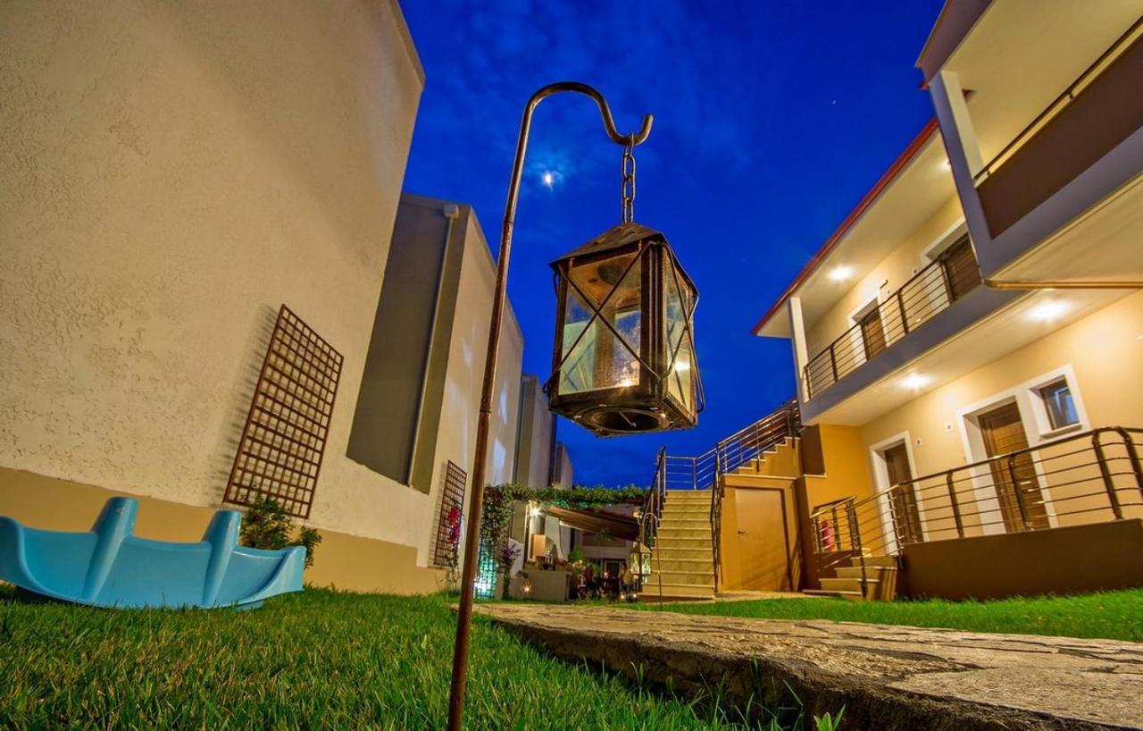 Studio Nikiti Beach Exterior photo