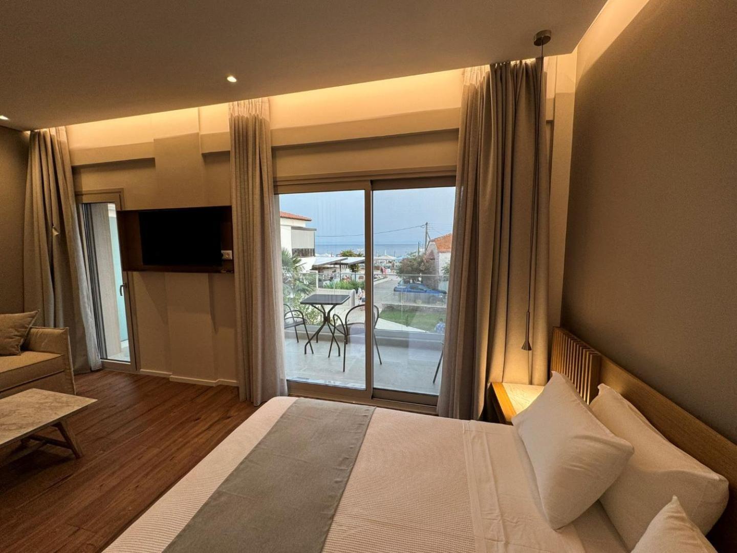 Studio Nikiti Beach Exterior photo