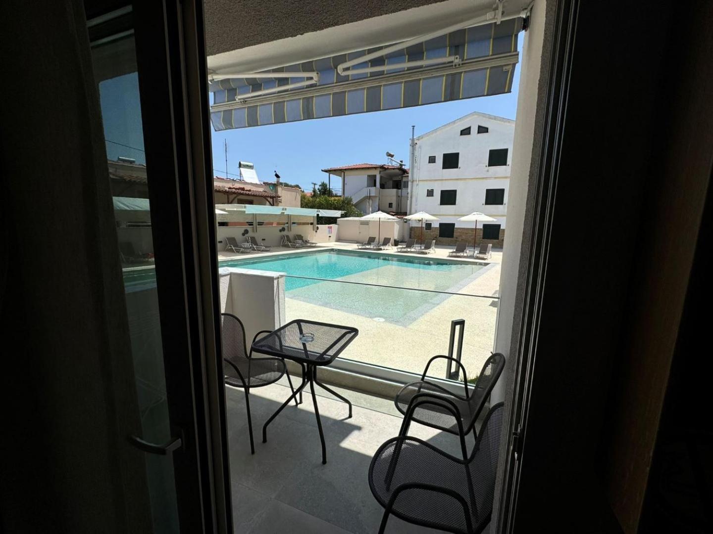 Studio Nikiti Beach Exterior photo